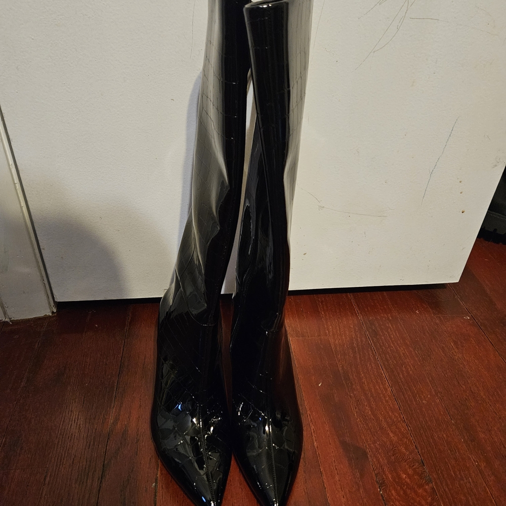 Black Women's Knee-High Boots Vince Camuto